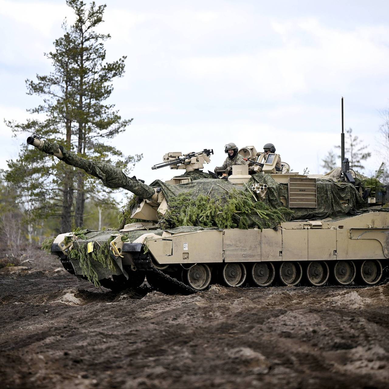 На Украине разочаровались в американских танках Abrams: Украина: Бывший  СССР: Lenta.ru