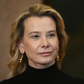 Юлия Высоцкая