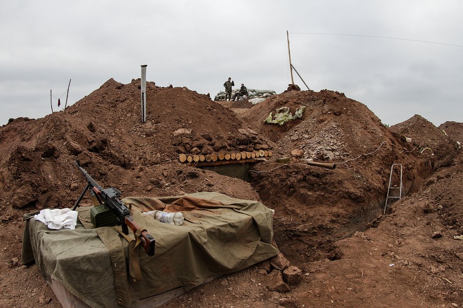 Позиции Вооруженных сил Украины неподалеку от Донецка, Украина, 13 ноября 2014 года
