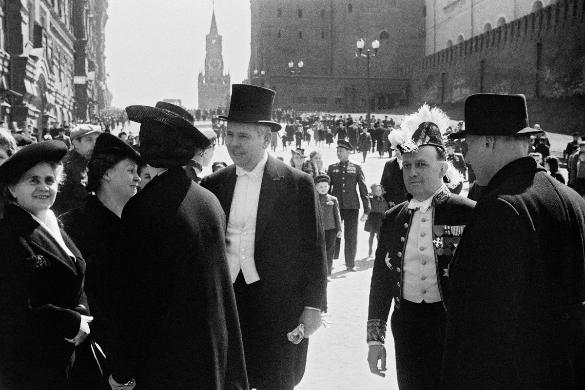 Иностранные гости, прибывшие на парад Победы. Москва, 24 июня 1945 года