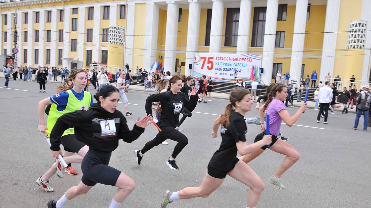 Корпоративная физкультура. Большинство россиян занимаются спортом. Как  компании поддерживают ЗОЖ сотрудников: Деловой климат: Экономика: Lenta.ru