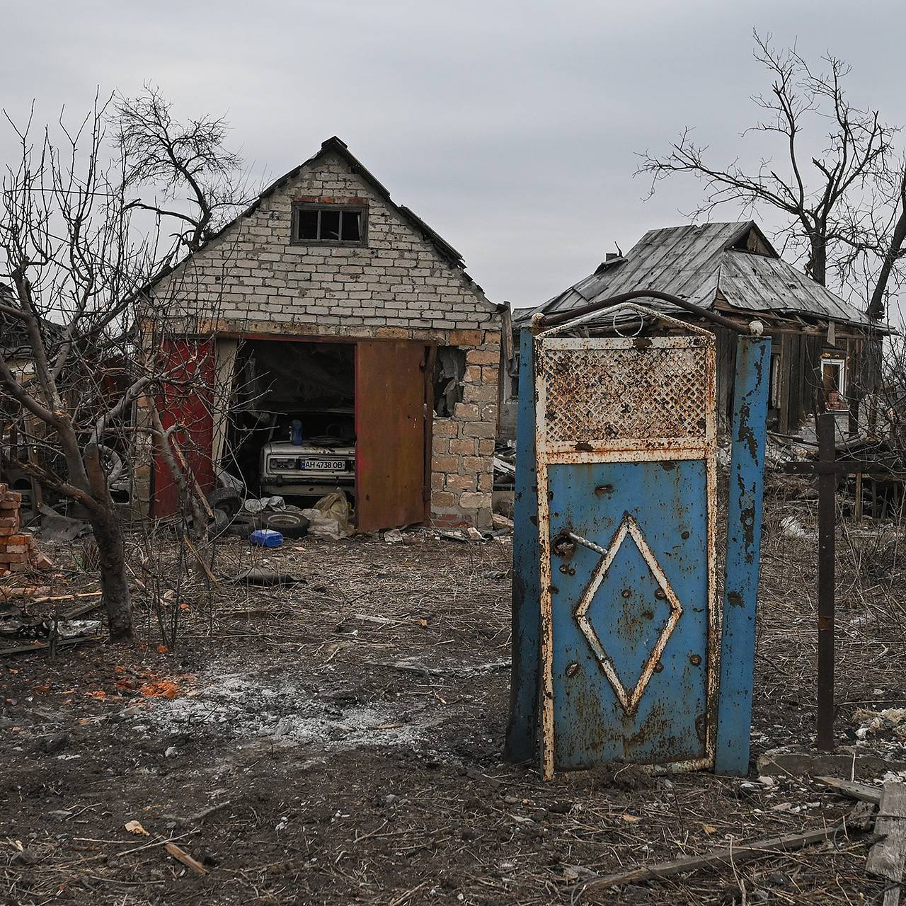 В Авдеевке объяснили нежелание горожан покидать разрушенные дома: Украина:  Бывший СССР: Lenta.ru