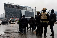 Террористов из «Крокуса» поймали и везут в Москву. Они планировали прорваться на Украину