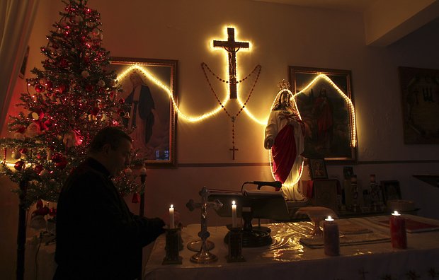 Почему у православных два Рождества: 25 декабря и 7 января