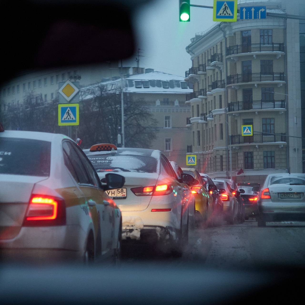 Россиянам дали советы по подготовке автомобиля к весне: Транспорт: Среда  обитания: Lenta.ru