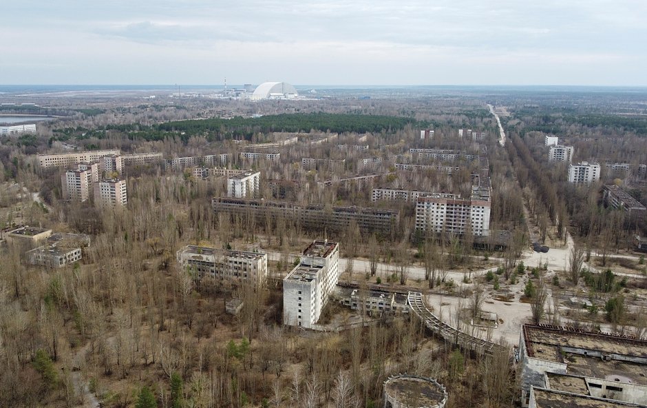 Новый надежный конфайнтмент над четвертым энергоблоком Чернобыльской АЭС