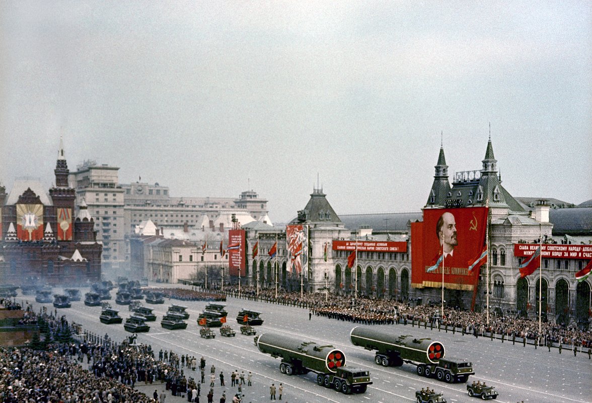 Парад Победы 9 мая 1965 года