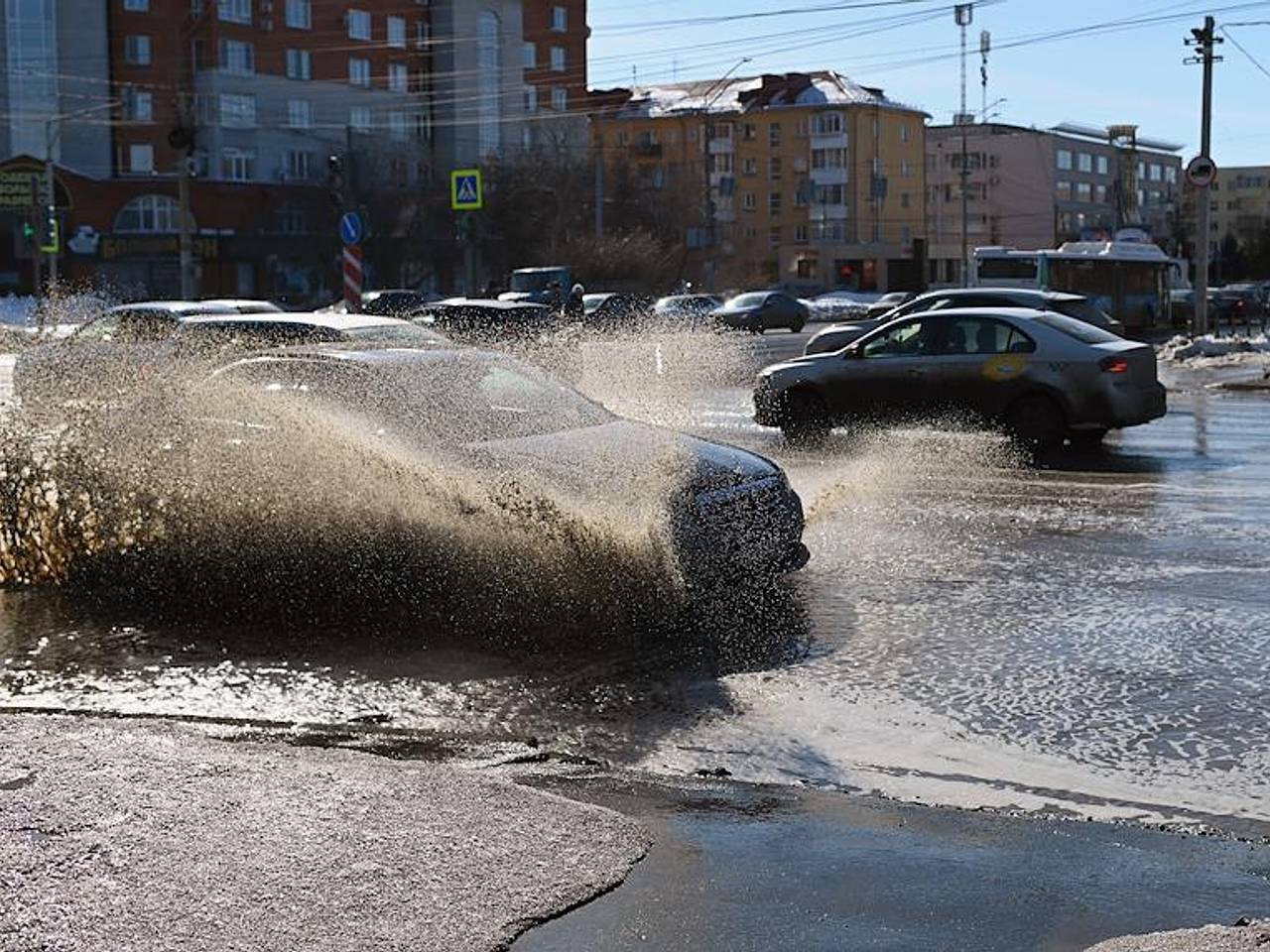 В Подмосковье разлилось море: Недвижимость: Экономика: Lenta.ru