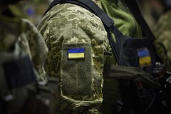 От 18 до 60 лет. На Украине заявили, что власти хотят включить в реестр военнообязанных не только мужчин, но и женщин