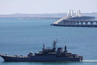 ГУР Украины признало неспособность уничтожить Крымский мост. Стоит ли ждать прекращения атак на этот объект? 