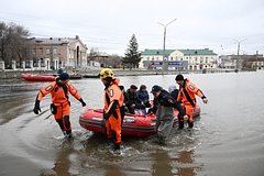 Путин дал поручение после доклада о ситуации с паводками в России
