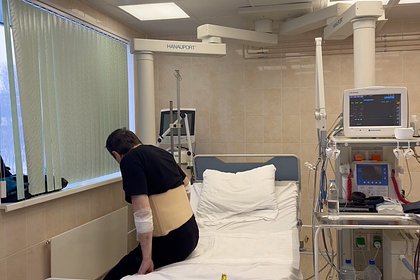 Раненный ножом губернатор Мурманской области выложил новое видео из больницы