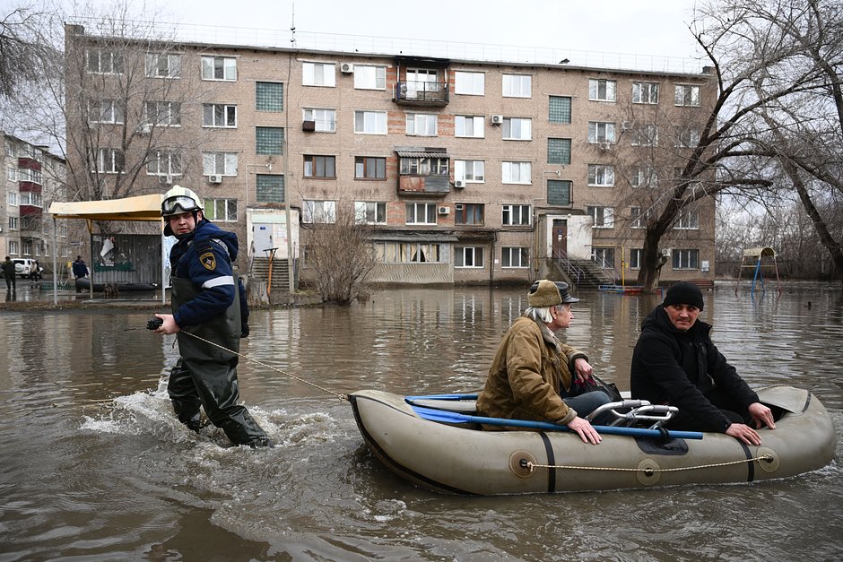 Потоп в доме и загубленный ремонт: как возместить ущерб в случае коммунальной аварии