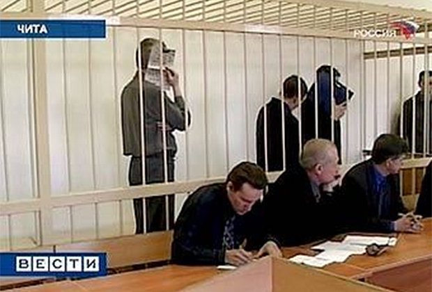 Константин Гудков с подельниками в зале суда