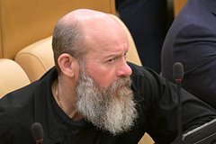 Олег Колесников