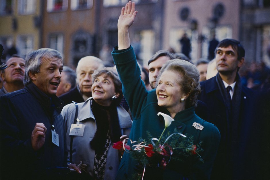 Премьер-министр Великобритании Маргарет Тэтчер во время визита в Гданьск, Польша, 4 ноября 1988 года 