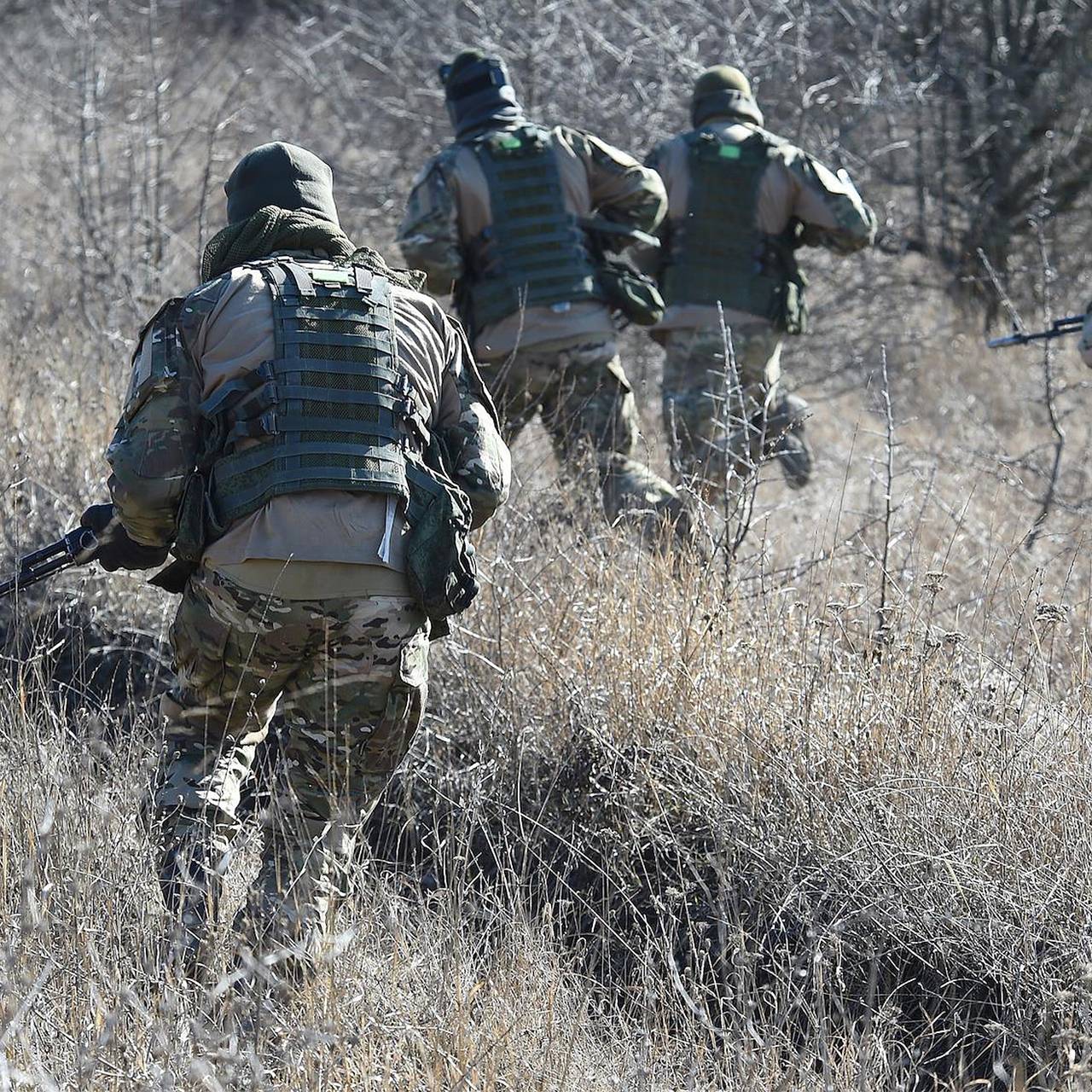 Восемь мобилизованных россиян дезертировали с оружием из зоны СВО. Чем  закончились суды по их делу?: Следствие и суд: Силовые структуры: Lenta.ru