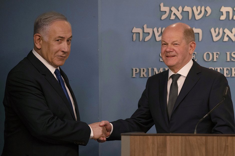 Премьер-министр Израиля Биньямин Нетаньяху и канцлер Германии Олаф Шольц в Иерусалиме, 17 марта 2024 года
