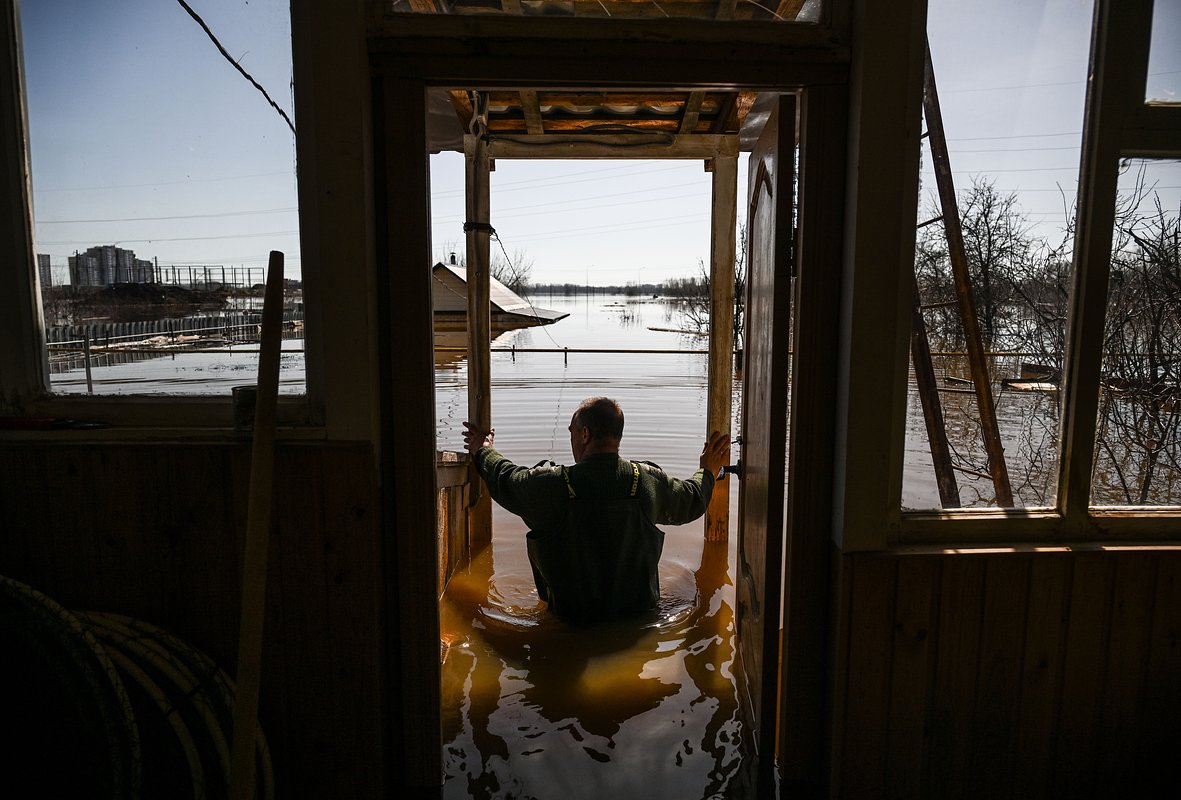 Затопленный частный дом в Оренбурге