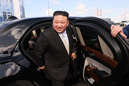 Ким Чен Ына заметили на подаренном Путиным автомобиле