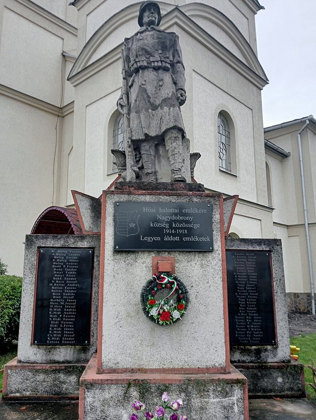 Памятник венгерским легионерам Первой мировой войны. Окрестности Берегово