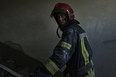 На Украине сообщили о трехдневной борьбе с пожаром в порту под Одессой