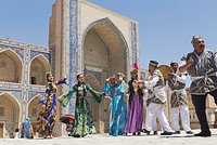 Самый вкусный плов, любовь к русским и красивые мужчины. Почему Узбекистан стал приманкой для туристов из России? 