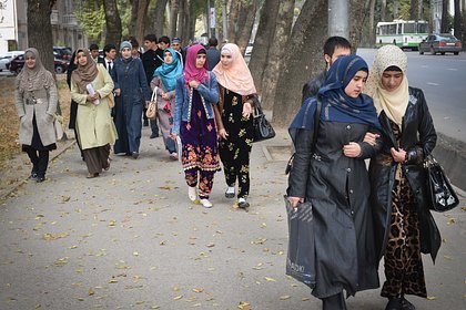 Россиянин описал обычаи в Таджикистане фразой «иметь три жены — нормально»