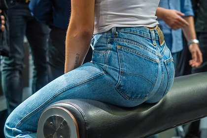 A fitness trainer talks about the benefits of walking on your buttocks