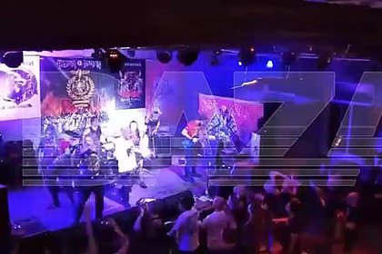 Появилось видео начала рейда силовиков на концерте «Коррозии металла»