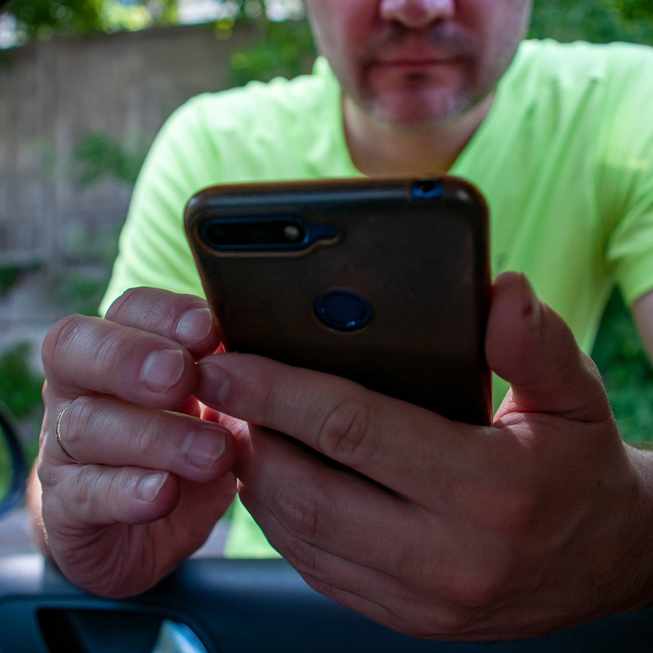 Врач дала совет женщинам с увлекающимися порно мужьями