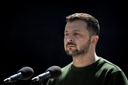 Медведчук рассказал об идущем против украинцев Зеленском