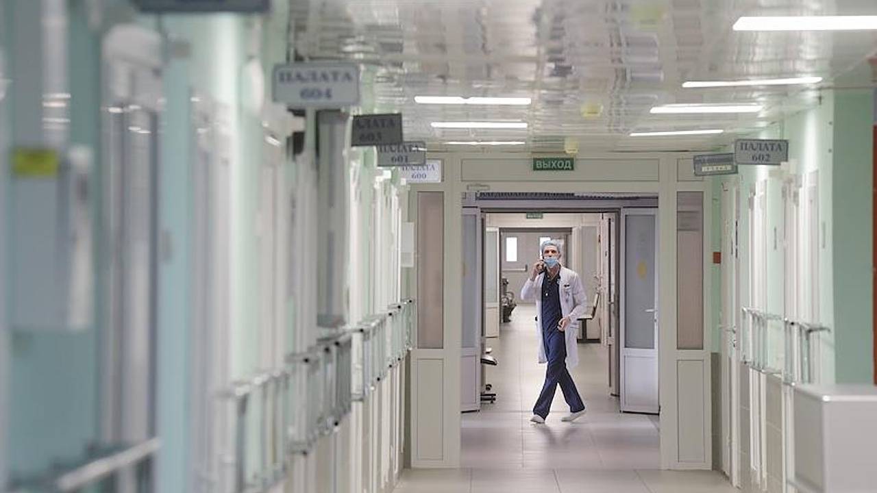 Россиянин сломал нос продавщице после вопроса о Монголии: Общество: Россия:  Lenta.ru