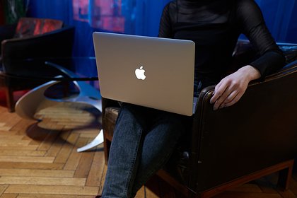Apple accused of stealing technology