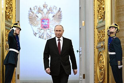 Путин посетил благодарственный молебен