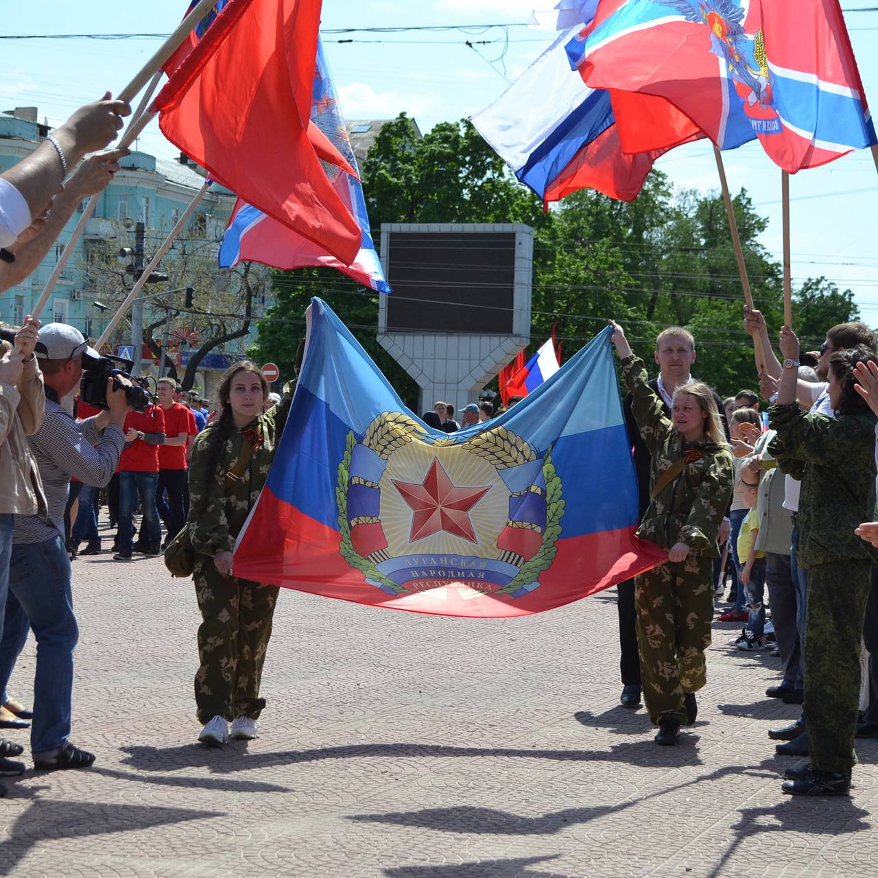 Какой сегодня праздник: календарь на 12 мая в России и мире, народные  приметы, кто родился: Россия: Lenta.ru