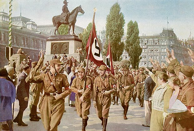 Нацисты в форме Hugo Boss, 1929 год