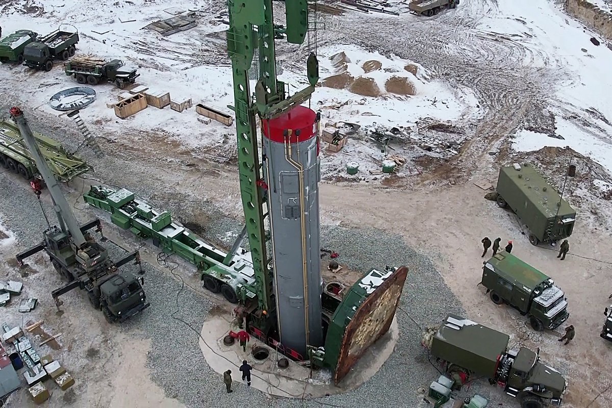 Перевооружение ракетного полка Ясненского соединения РВСН на комплекс «Авангард», Оренбургская область, 18 ноября 2022 года