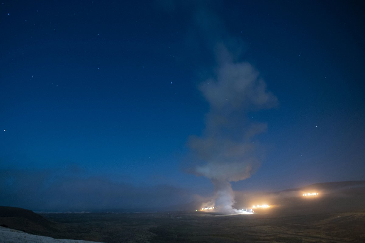 Пробный запуск межконтинентальной баллистической ракеты Minuteman III во время испытаний на базе ВВС США Ванденберг, Калифорния, 4 августа 2020 года