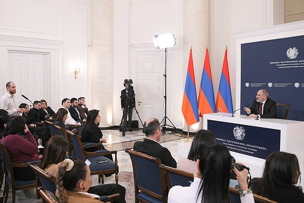 Армения отказалась платить взнос в ОДКБ. Пашинян заявлял, что участие Еревана в организации заморожено