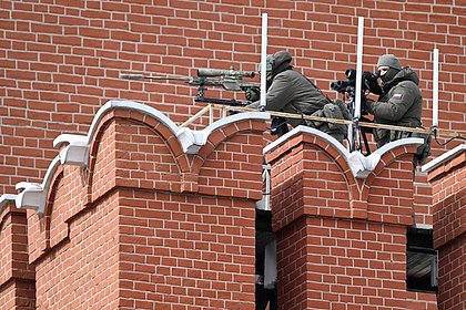 Раскрыто оружие снайперов из охраны Путина на параде Победы