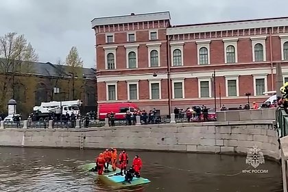 Появился список погибших и пострадавших при падении автобуса в реку Мойку. Что известно о жертвах ДТП в Петербурге?