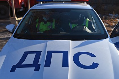 В Белгороде машина скорой помощи столкнулась с легковушкой и перевернулась