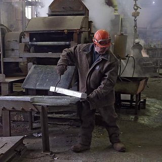 ЦБ оспорил передачу акций российского завода государству