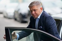 В Словакии совершено покушение на премьер-министра. Он выступает против помощи Украине и критикует Запад