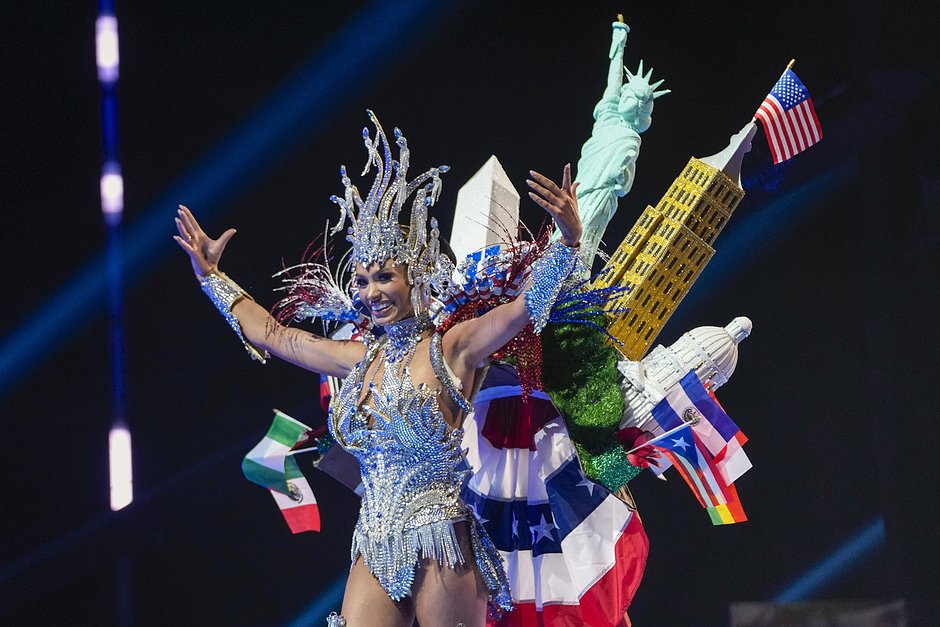 Выступление Ноэлии Фойгт на конкурсе «Мисс Вселенная — 2023»