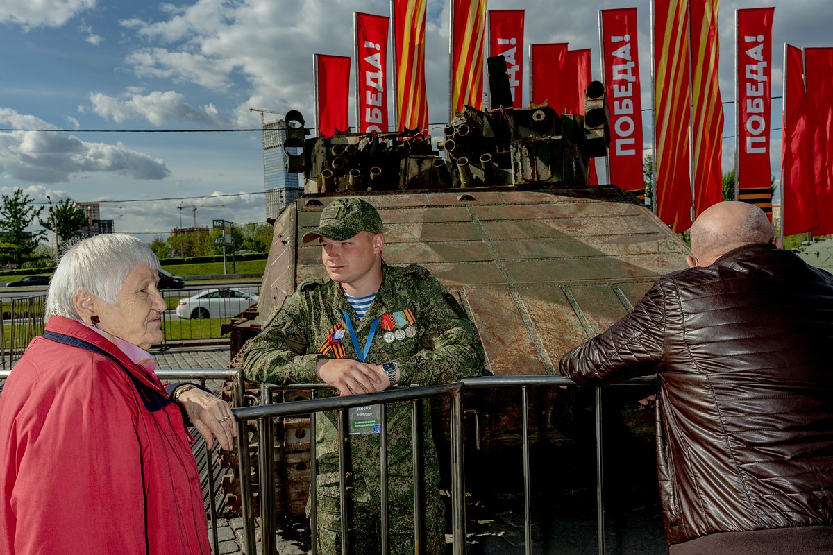 Украинская боевая машина поддержки танков «Азовец».