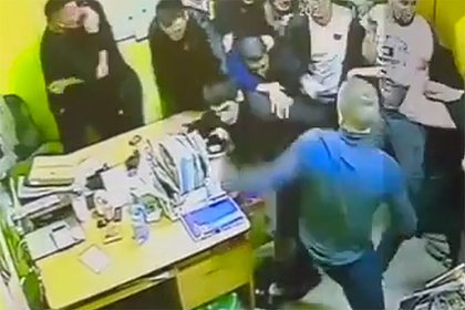 Ушедшие в самоволку срочники устроили драку в ночном клубе в российском городе