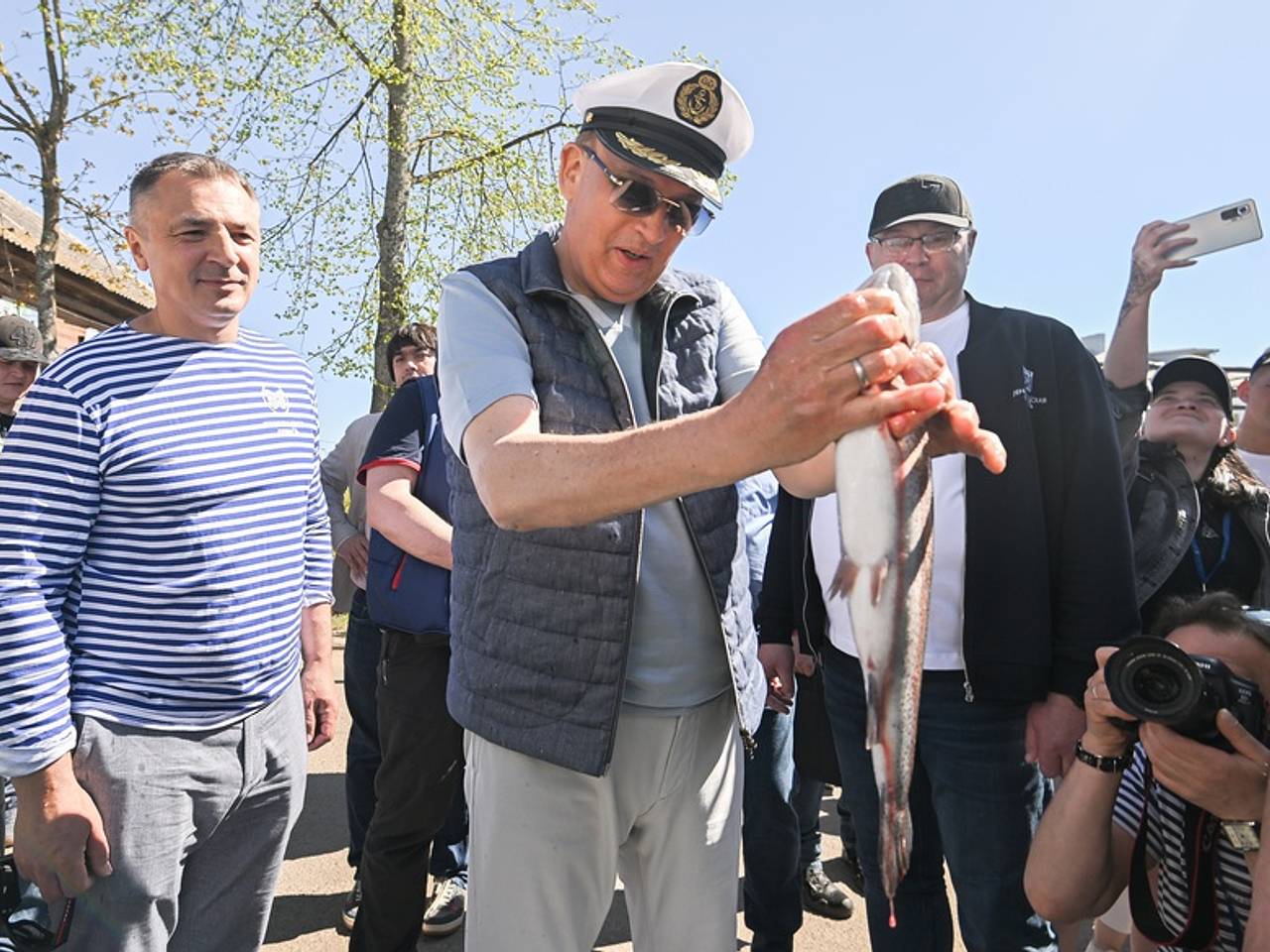 В Ленинградской области начался гастрономический фестиваль «Корюшка идет»:  Регионы: Россия: Lenta.ru