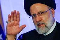 Власти Ирана подтвердили гибель президента Раиси. Кто может стать его преемником и что известно о новых выборах? 